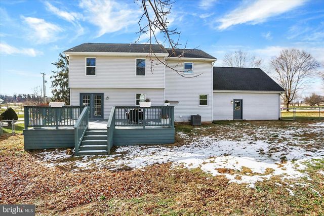 645 W FIRST STREET, Boiling Springs, PA 17007