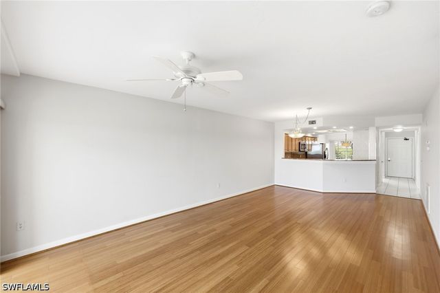 13105 Vanderbilt DR 407, Naples, FL 34110