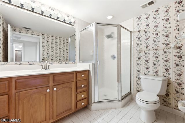 13105 Vanderbilt DR 407, Naples, FL 34110