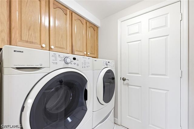 13105 Vanderbilt DR 407, Naples, FL 34110