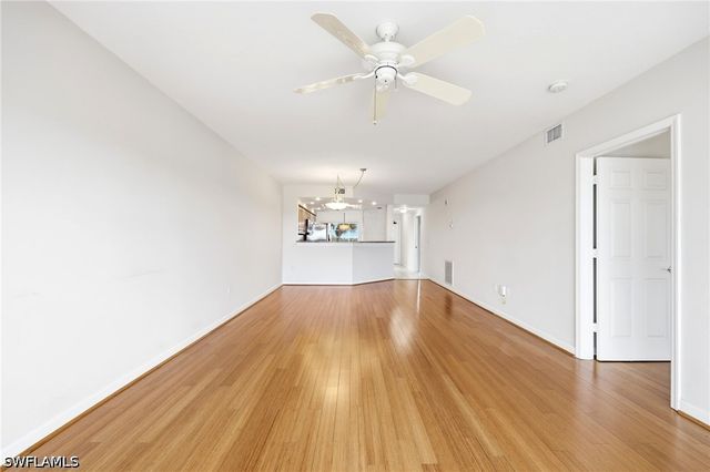 13105 Vanderbilt DR 407, Naples, FL 34110