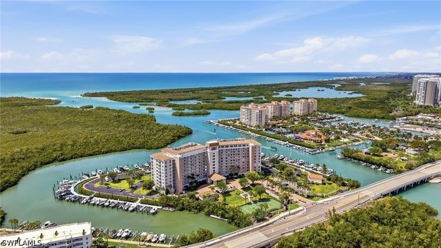 13105 Vanderbilt DR 407, Naples, FL 34110