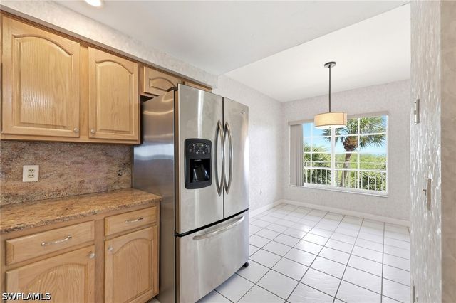 13105 Vanderbilt DR 407, Naples, FL 34110