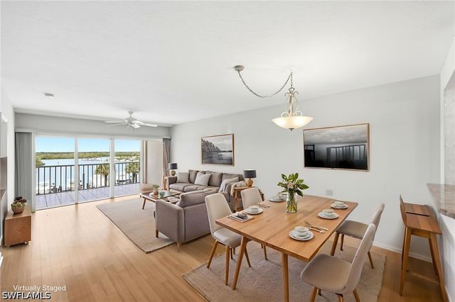 13105 Vanderbilt DR 407, Naples, FL 34110