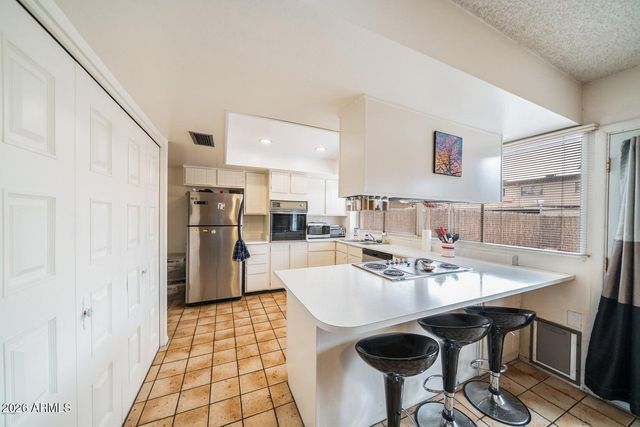 1621 E DUNBAR Drive, Tempe, AZ 85282