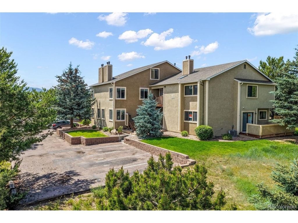 1010 Magic Lamp Way C, Monument, CO 80132