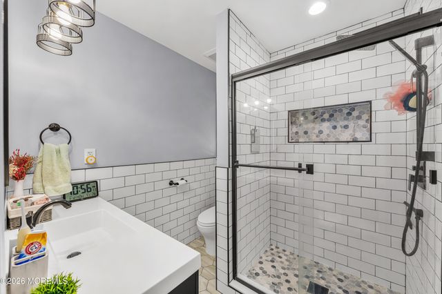 42 Hialeah Avenue, Middletown, NJ 07748