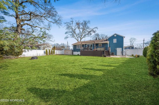 42 Hialeah Avenue, Middletown, NJ 07748