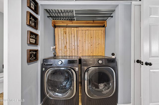 42 Hialeah Avenue, Middletown, NJ 07748