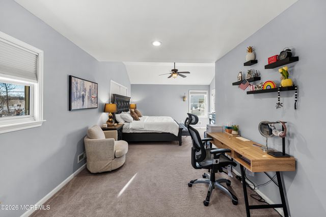 42 Hialeah Avenue, Middletown, NJ 07748