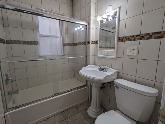 5029 N HARDING Avenue 1W, Chicago, IL 60625