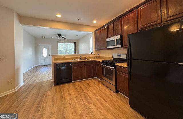 176 Nacoochee Way, Canton, GA 30114