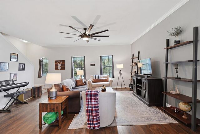 20 SW 6TH STREET 214, Gainesville, FL 32601