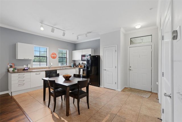 20 SW 6TH STREET 214, Gainesville, FL 32601