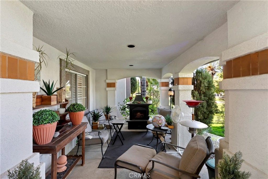 Image 14 of property listing at 17325 High Country Circle, Lake Mathews, CA 92570