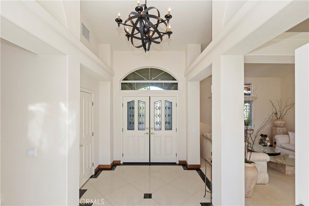 Image 16 of property listing at 17325 High Country Circle, Lake Mathews, CA 92570