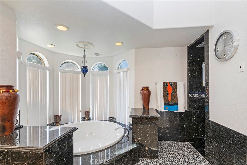 Image 37 of property listing at 17325 High Country Circle, Lake Mathews, CA 92570