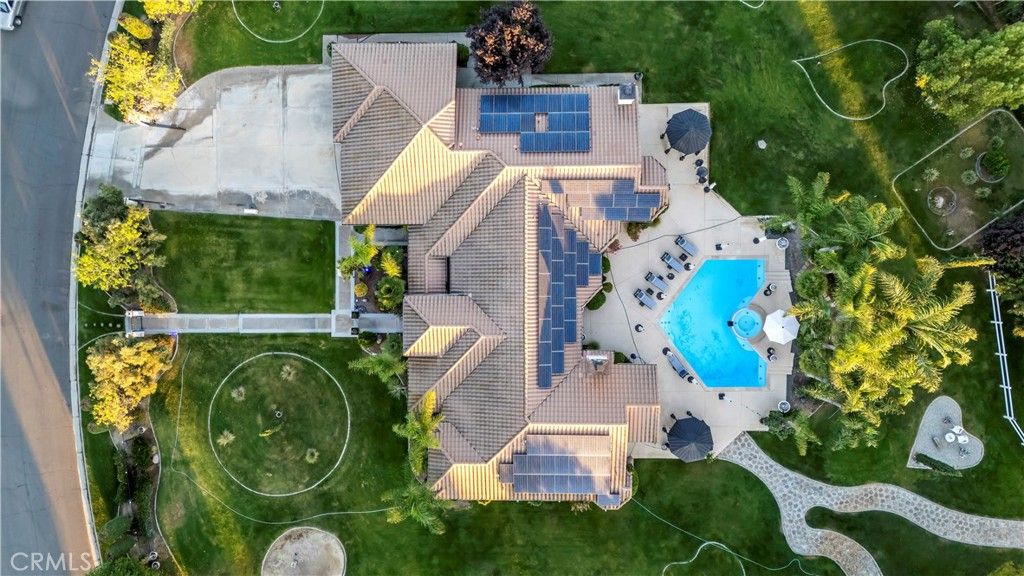 Image 73 of property listing at 17325 High Country Circle, Lake Mathews, CA 92570