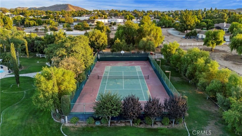 Image 8 of property listing at 17325 High Country Circle, Lake Mathews, CA 92570