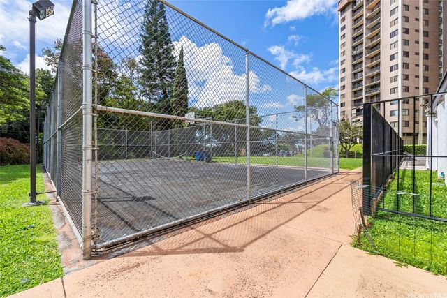 98-500 Koauka Loop 14A, Aiea, HI 96701