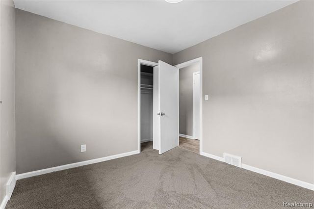 19335 Chapel Street, Detroit, MI 48219
