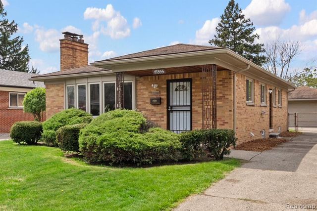 19335 Chapel Street, Detroit, MI 48219