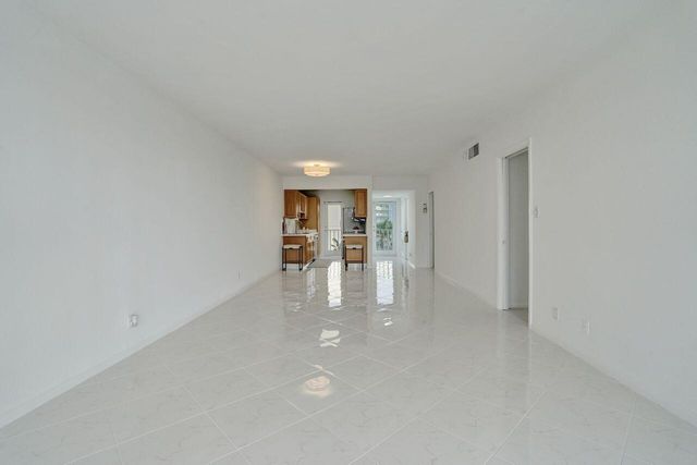 3100 S Ocean Boulevard 502, Highland Beach, FL 33487