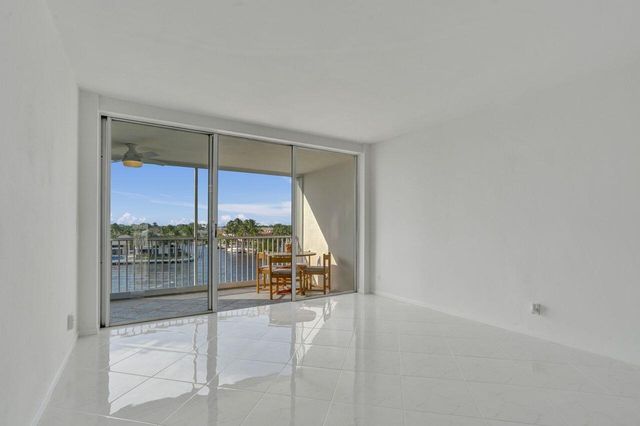 3100 S Ocean Boulevard 502, Highland Beach, FL 33487