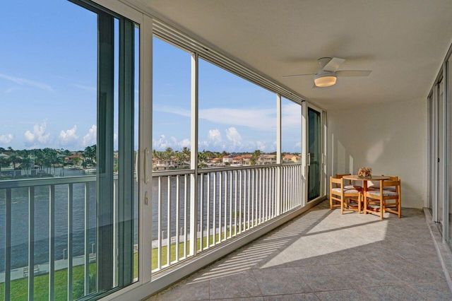 3100 S Ocean Boulevard 502, Highland Beach, FL 33487