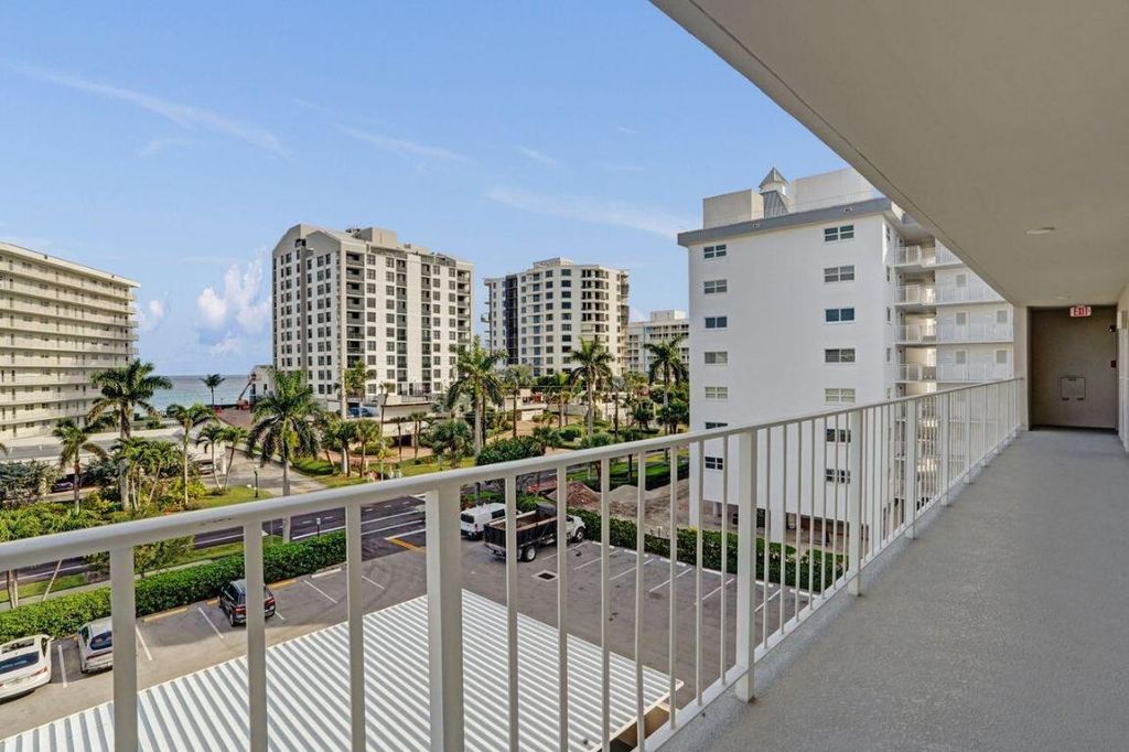 Image 13 of property listing at 3100 S Ocean Boulevard 502, Highland Beach, FL 33487