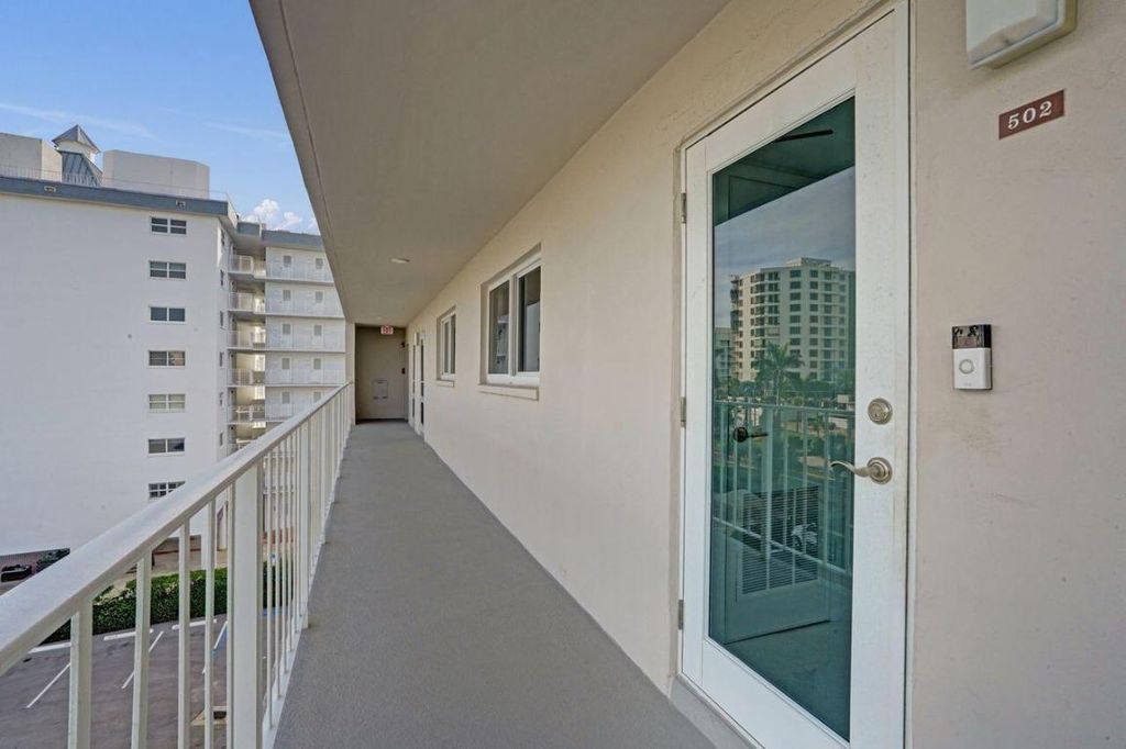 Image 14 of property listing at 3100 S Ocean Boulevard 502, Highland Beach, FL 33487