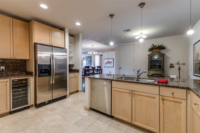1505 Elm Street 1401, Dallas, TX 75201