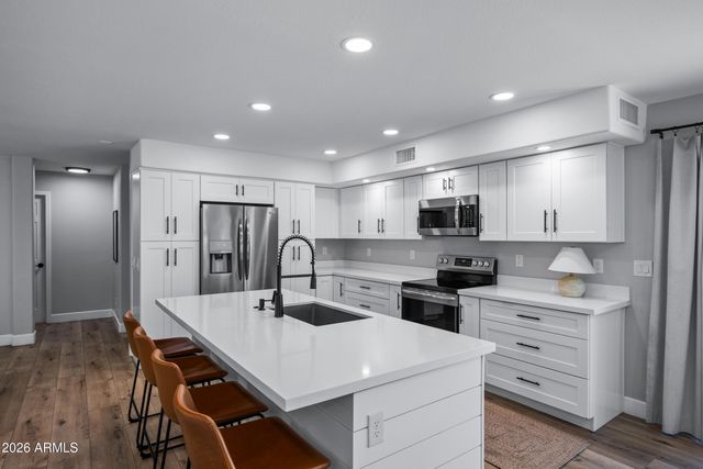 34857 N BANDOLIER Drive, San Tan Valley, AZ 85144