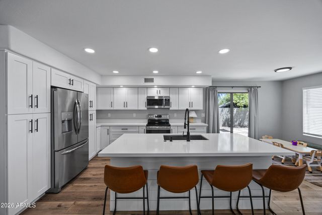 34857 N BANDOLIER Drive, San Tan Valley, AZ 85144