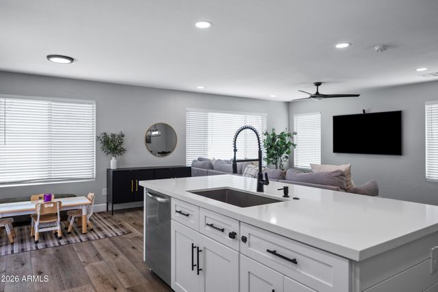 34857 N BANDOLIER Drive, San Tan Valley, AZ 85144