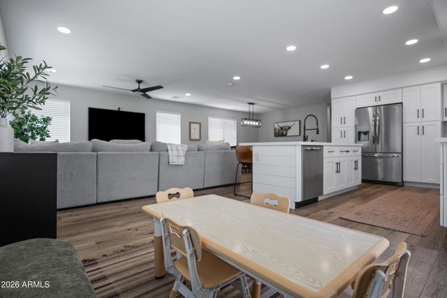34857 N BANDOLIER Drive, San Tan Valley, AZ 85144