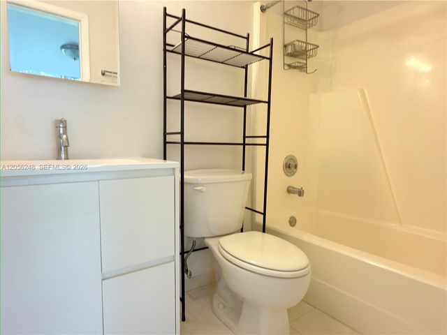 9160 SW 73rd Street B, Miami, FL 33173