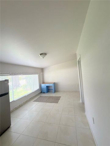 9160 SW 73rd Street B, Miami, FL 33173