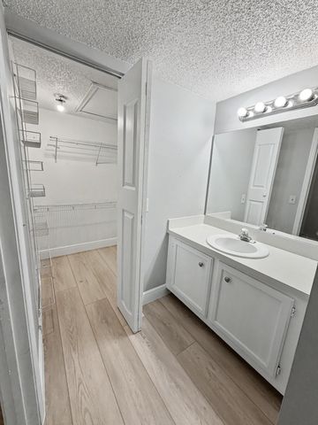 330 Palmwood Place 210, Boca Raton, FL 33431