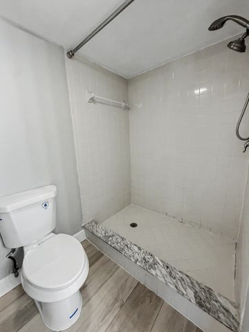 330 Palmwood Place 210, Boca Raton, FL 33431