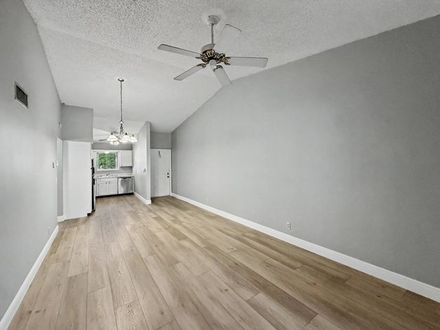 330 Palmwood Place 210, Boca Raton, FL 33431