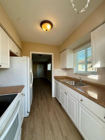 3221 NE 7th Avenue D, Pompano Beach, FL 33064