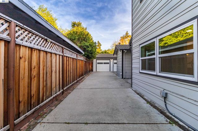 1158 Fremont St, San Jose, CA 95126