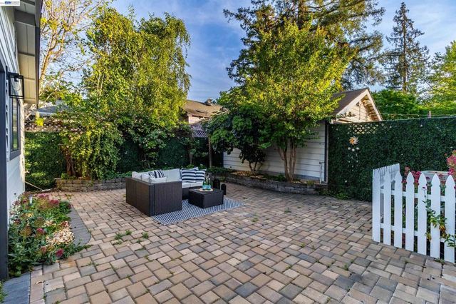 1158 Fremont St, San Jose, CA 95126