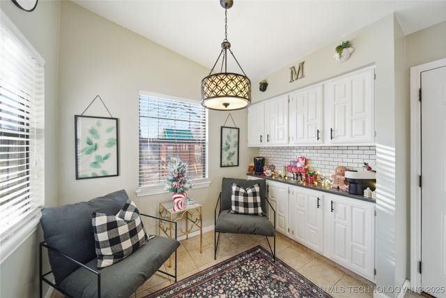 1109 W Los Angeles Circle, Broken Arrow, OK 74011