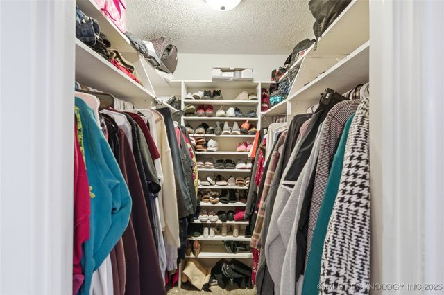 1109 W Los Angeles Circle, Broken Arrow, OK 74011