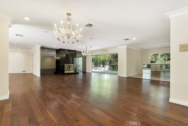 4830 Woodley Avenue, Encino, CA 91436