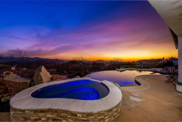 2136 Camino Christina, Alpine, CA 91901
