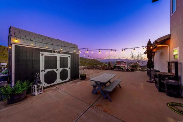 2136 Camino Christina, Alpine, CA 91901