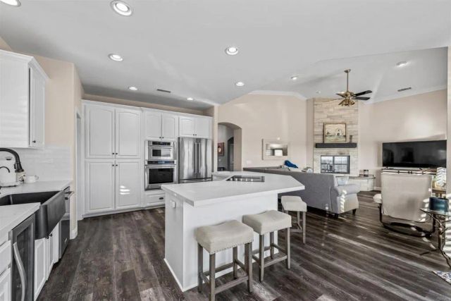 2136 Camino Christina, Alpine, CA 91901